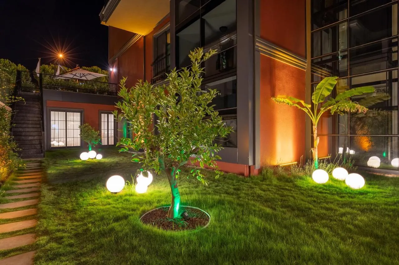 Motif Hotel Кешме Турция